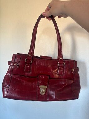 Red Croc-Embossed Leather Tote Bag - Brand Unspecified